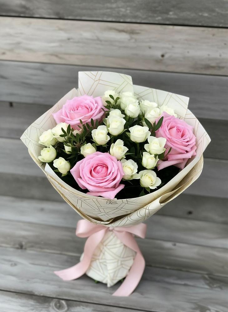 Букет цветов из: Розы в Козловке Воронежской области