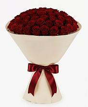 Букет 101 Бордовая роза Блэк Бакарра в Козловке Воронежской области