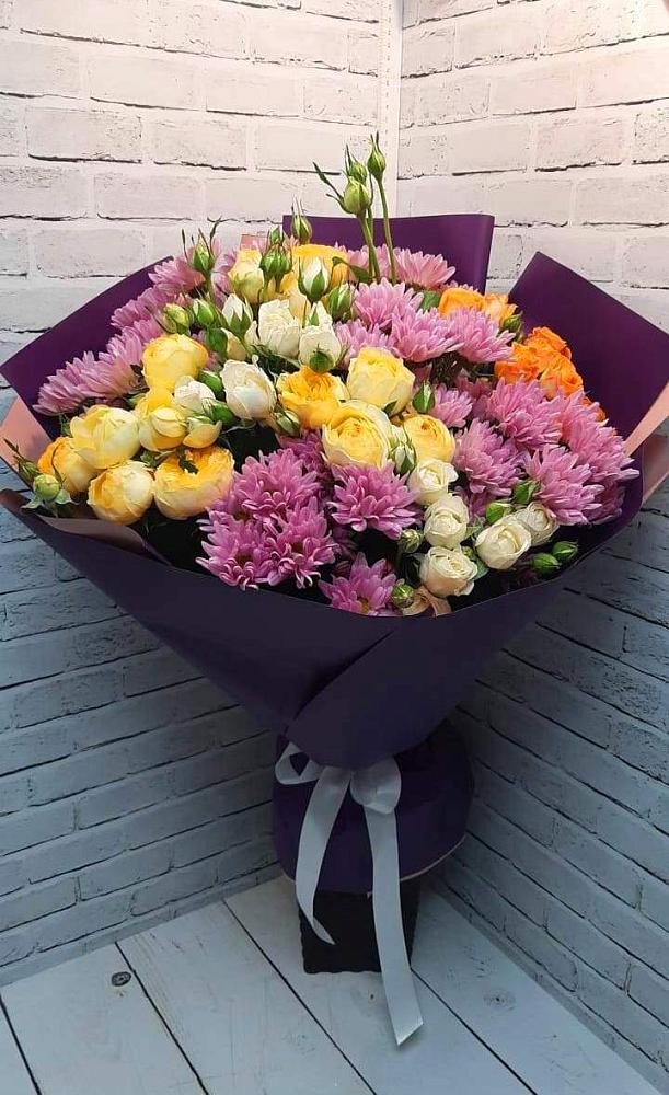 Букет цветов из: Хризантемы и Розы в Козловке Воронежской области