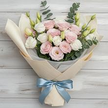 Букет цветов из:  Лизиантусы в Козловке Воронежской области