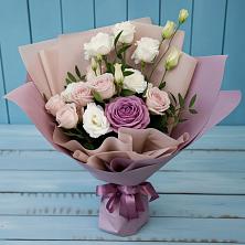 Букет цветов из:  Розы и Лизиантусы в Козловке Воронежской области