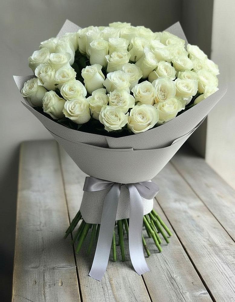 Букет 35 Белых роз в Козловке Воронежской области