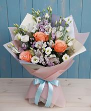 Букет цветов из:  Лизиантусы, Розы, Альстромерии и Гипсофила в Козловке Воронежской области