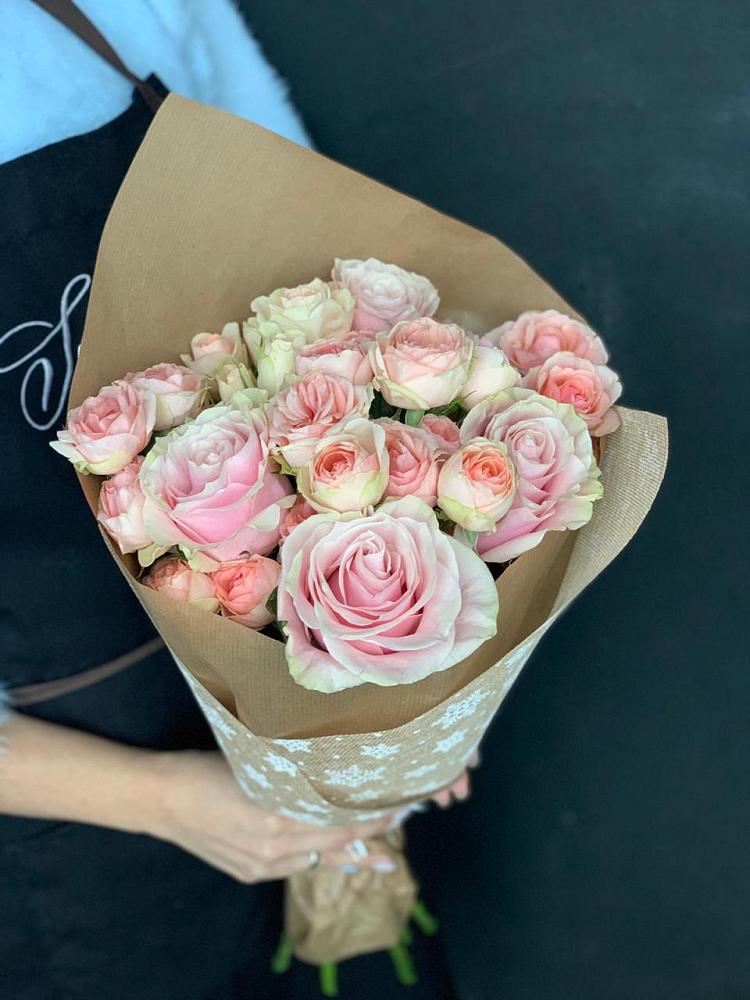 Букет цветов из: Хризантемы и Розы в Козловке Воронежской области