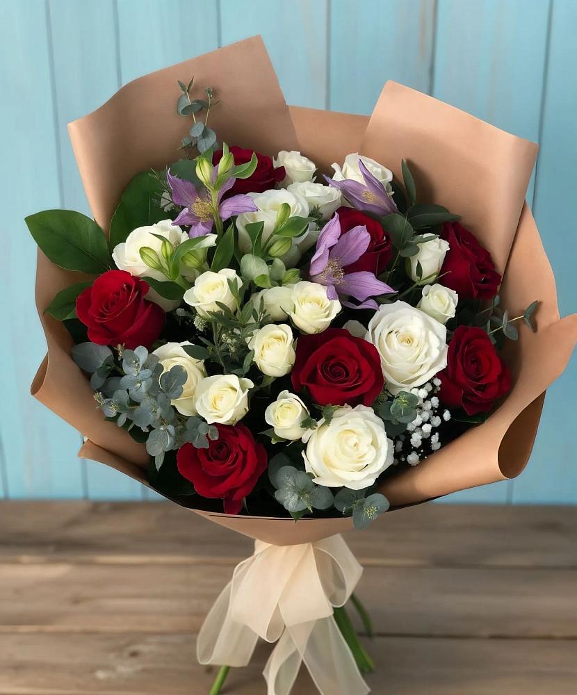 Букет цветов из: Розы и Альстромерии в Козловке Воронежской области