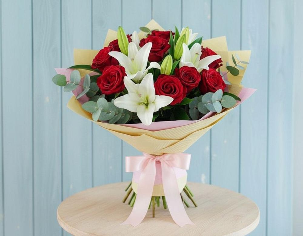 Букет цветов из: Лилии и Розы в Козловке Воронежской области